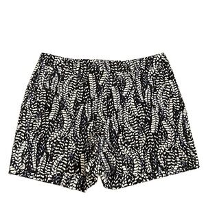 White House Black Market Shorts dark blue/light blue/white feather Print Size 4